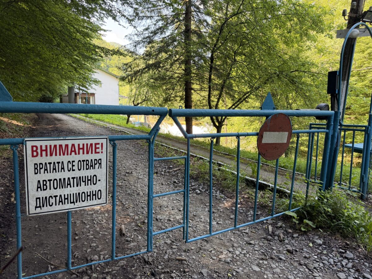 Областният управител направи проверка в Черни Осъм